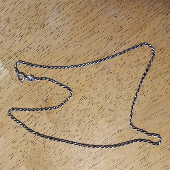 Sterling silver  necklace 16" - Picture 1 of 3